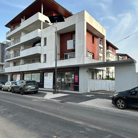 Appartement Cosy Agen Centre Avec Lit King Size المظهر الخارجي الصورة