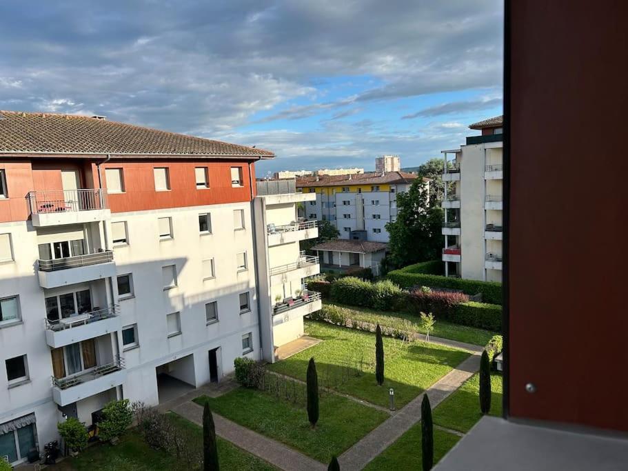 Appartement Cosy Agen Centre Avec Lit King Size المظهر الخارجي الصورة